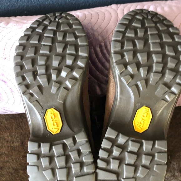 Coach boots 👢 - Picture 6 of 7